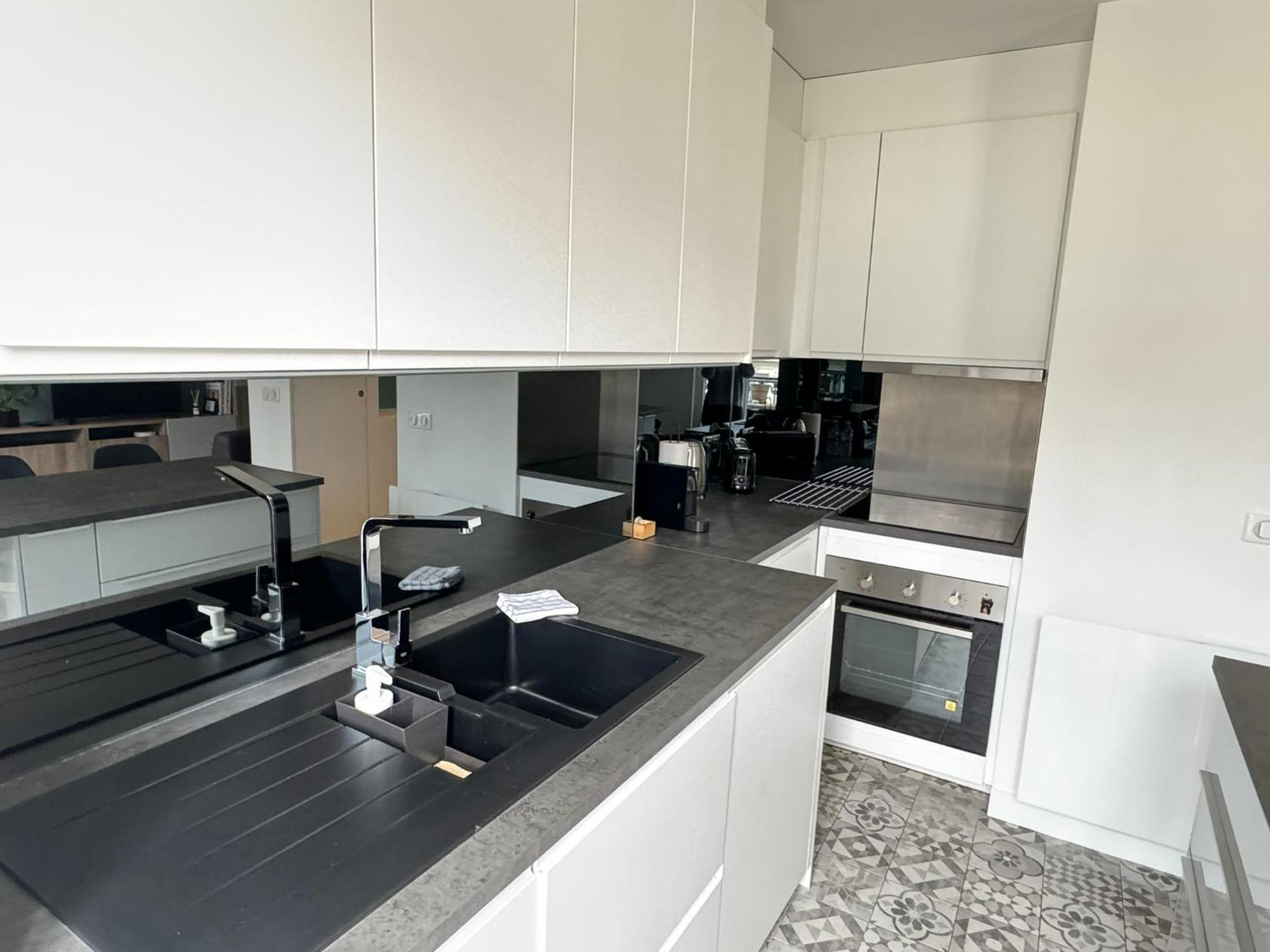 Paris Central 1 Bedroom Apartment With Ac Exterior photo